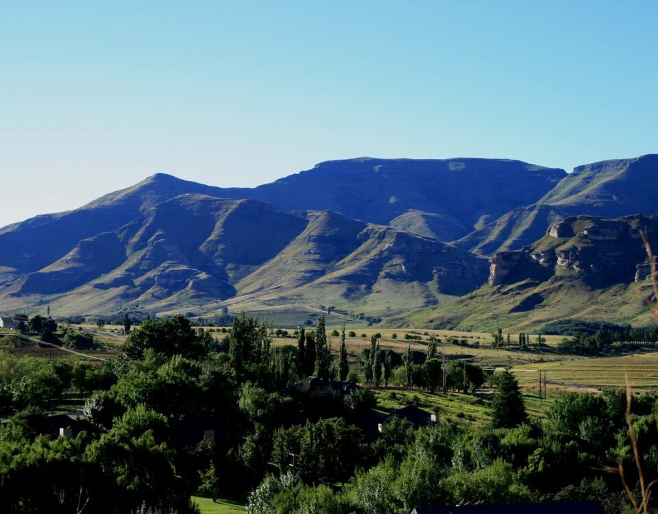 drakensberg mountains